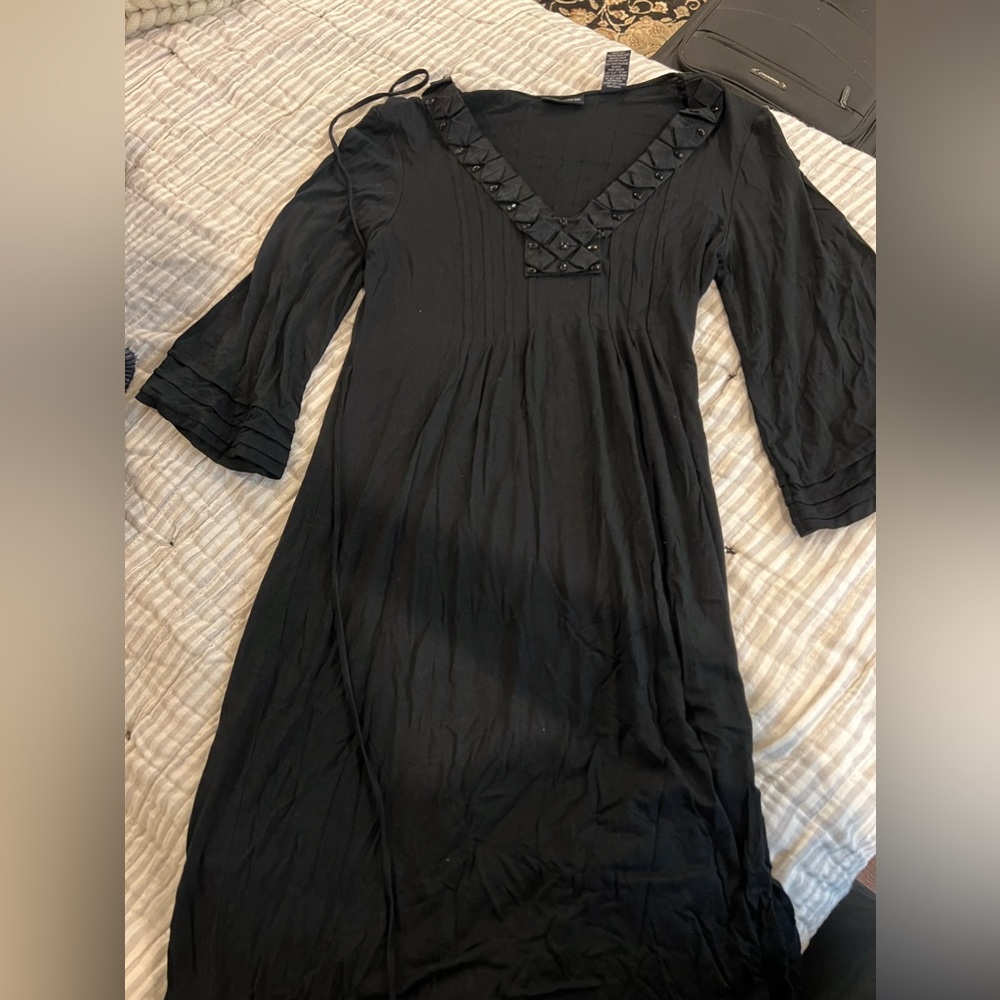 Black stretch dress with tie